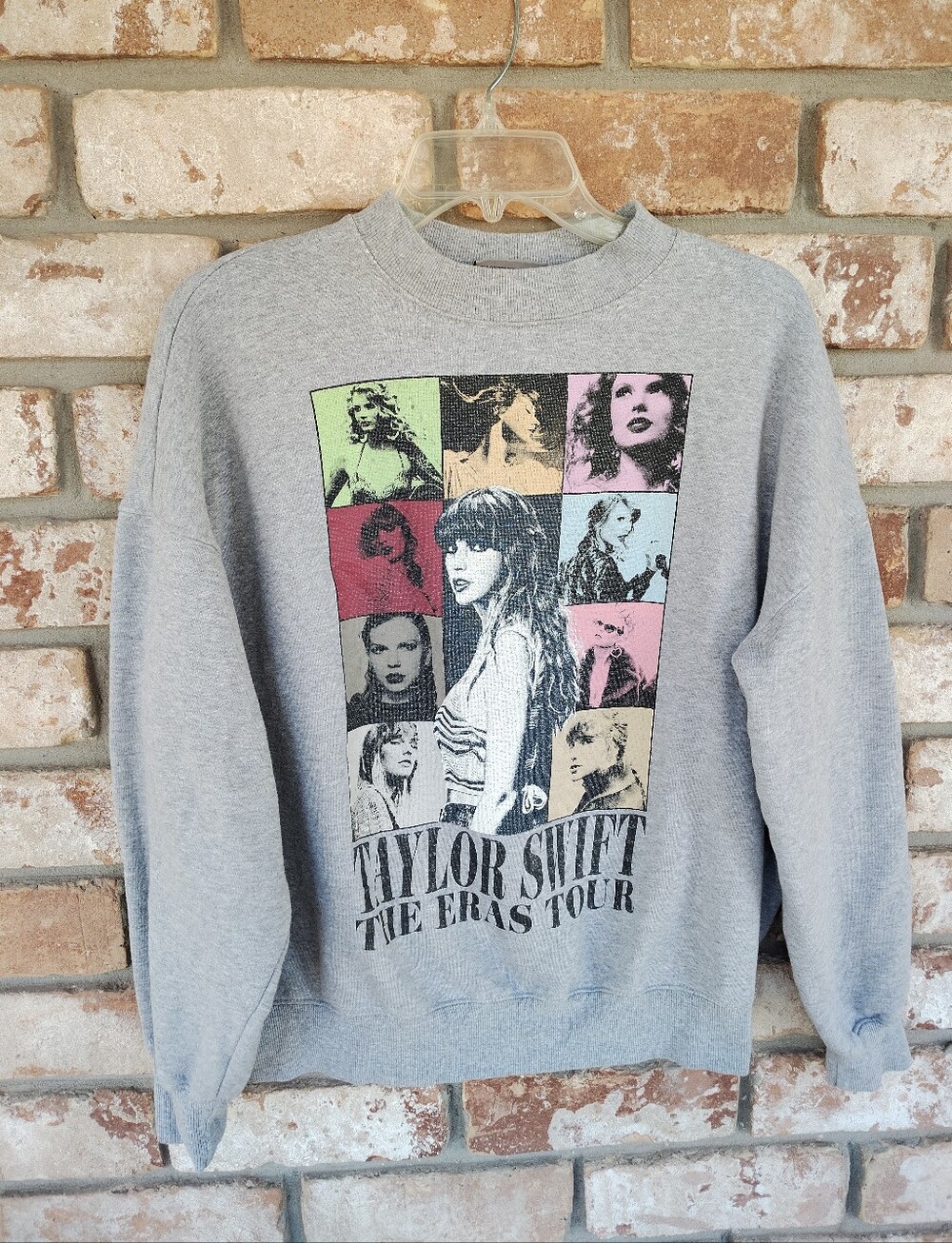 Taylor Swift The Eras Tour Gray Crewneck Sweatshirt Merch Sz XS-S Casual Travel